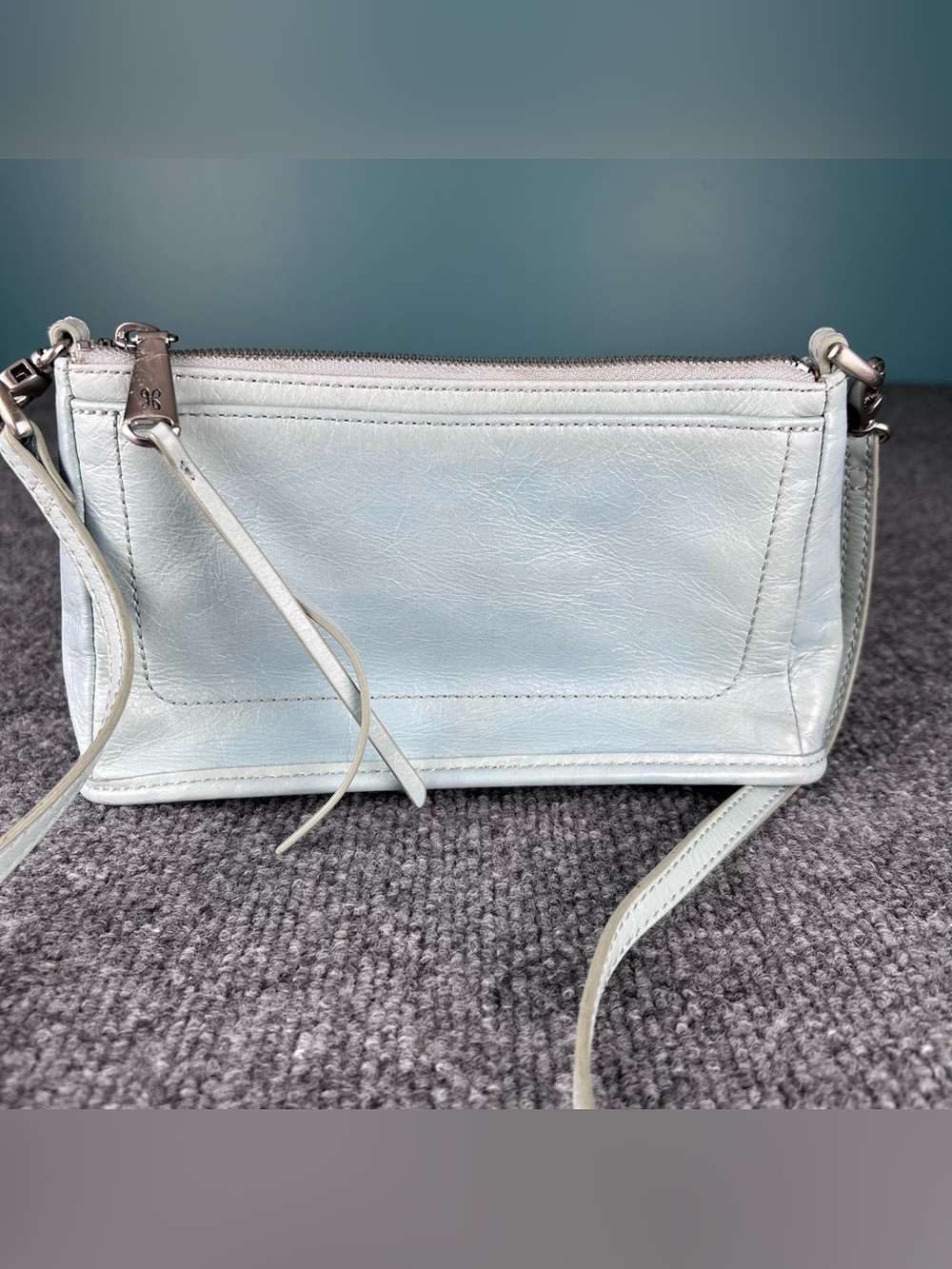 HOBO Baby Blue Silver Tone CADENCE Convertible Zip Crossbody Wristlet Classic